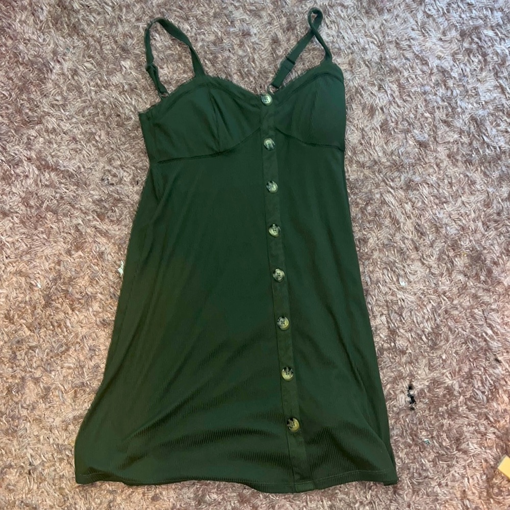 Short green dress